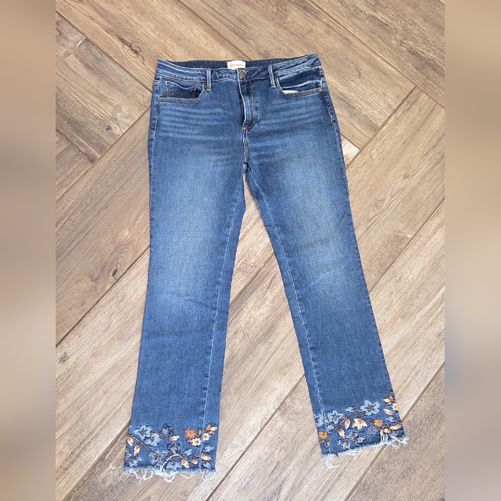 DRIFTWOOD Blue Jeans with Floral Embroidery